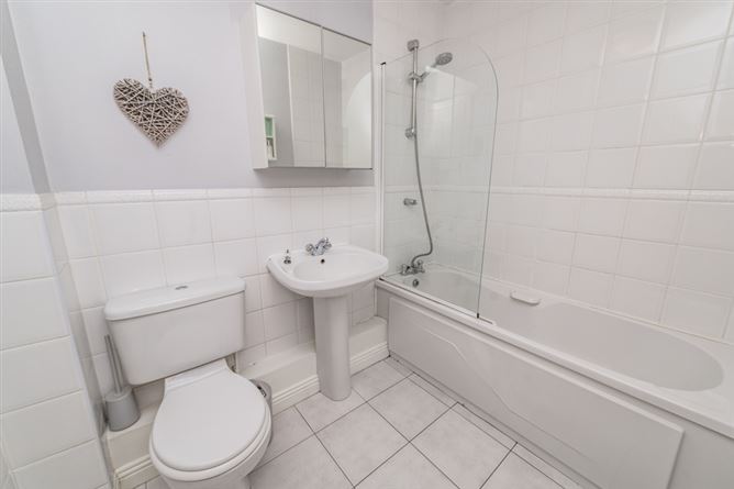 Photo 17 of 30 — Apartment 2, The Court, Newtown Manor, Kill, Kildare