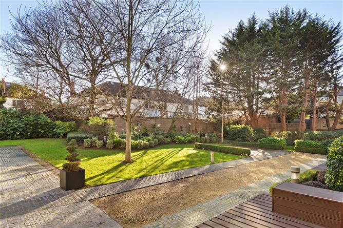 43 Shrewsbury Square, Sandymount Avenue, Ballsbridge, Dublin 4