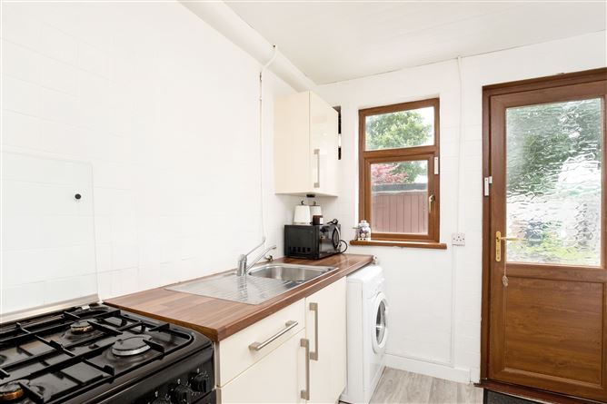 98 Beech Hill Drive, Donnybrook, Dublin 4