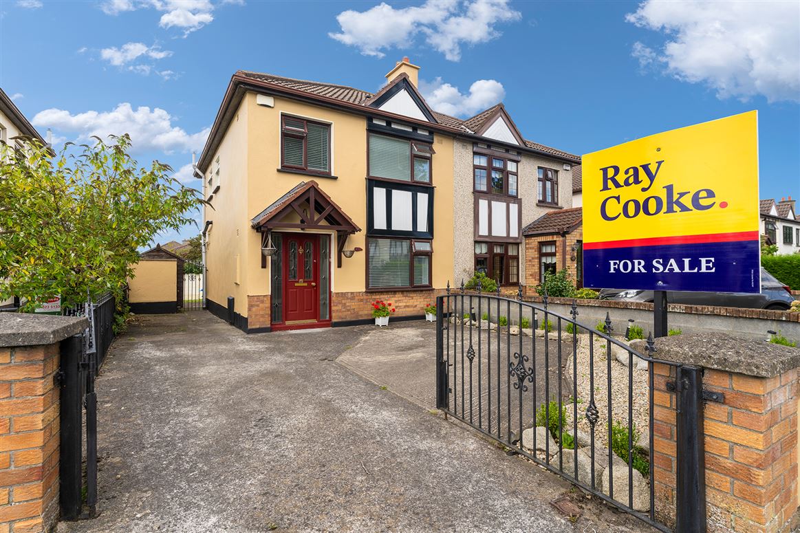 24 Hazelwood Close, Clondalkin, Dublin 22 Ray Cooke Auctioneers