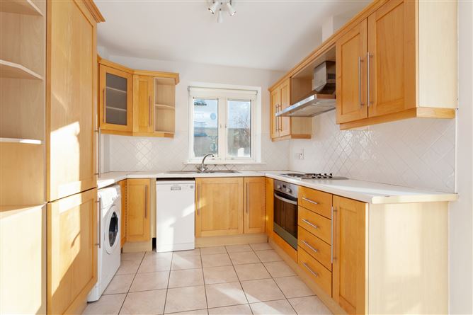 31 Seamount, Booterstown, Co. Dublin