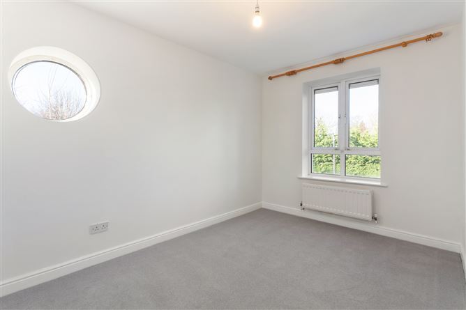 31 Seamount, Booterstown, Co. Dublin