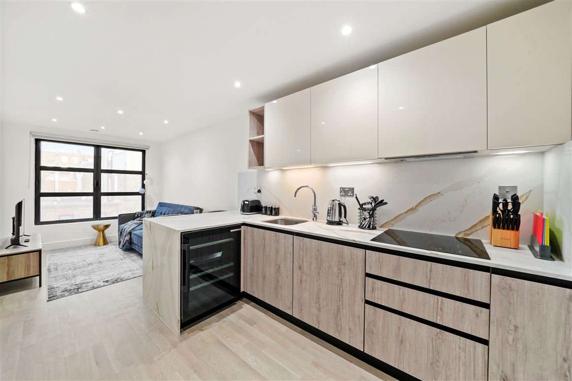 Mrs Artful,London,Greater London,United Kingdom