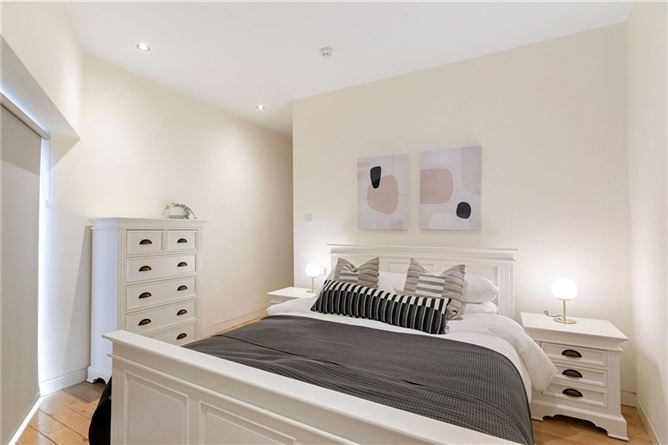 Apartment B, 116 Grafton Street, Dublin 2