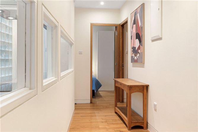 Apartment B, 116 Grafton Street, Dublin 2