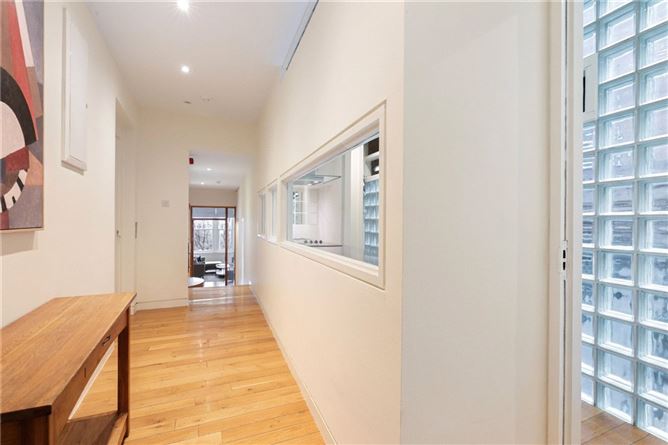 Apartment B, 116 Grafton Street, Dublin 2