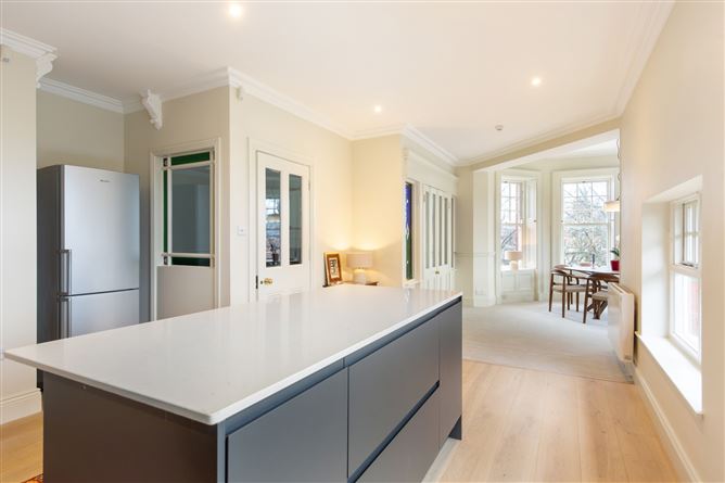 10/11 Raglan Court, Raglan Road, Dublin 4