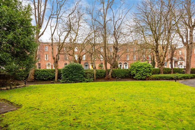 10/11 Raglan Court, Raglan Road, Dublin 4