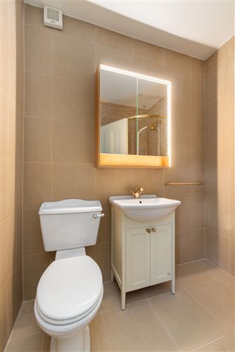 10/11 Raglan Court, Raglan Road, Dublin 4