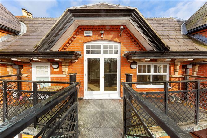 10/11 Raglan Court, Raglan Road, Dublin 4