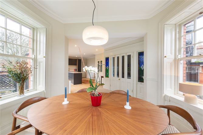 10/11 Raglan Court, Raglan Road, Dublin 4