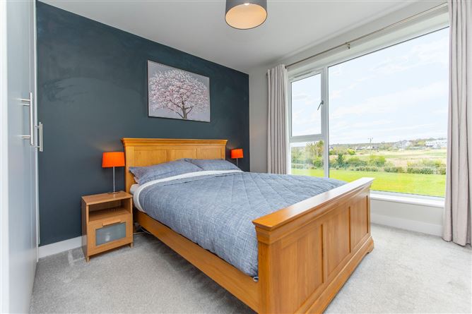 31 An Fuaran, Oranmore, Galway