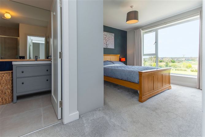 31 An Fuaran, Oranmore, Galway