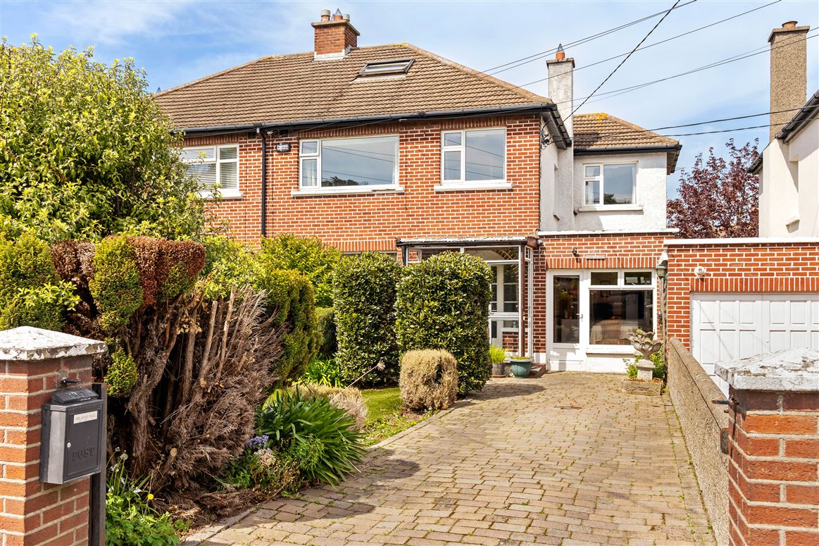 86 Windsor Drive, Monkstown, County Dublin