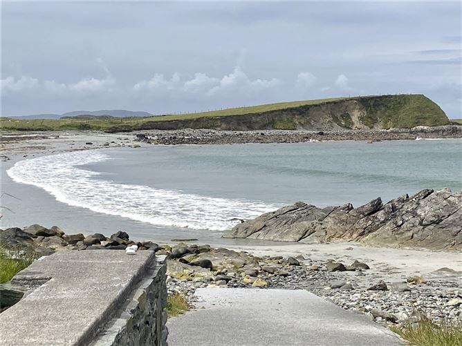 1 The Coastguard, Tully, Renvyle, Connemara, Co.Galway