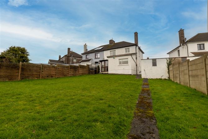 98 Earlwood Estate, The Lough, Cork City