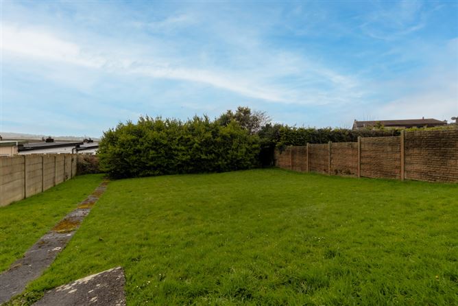 98 Earlwood Estate, The Lough, Cork City