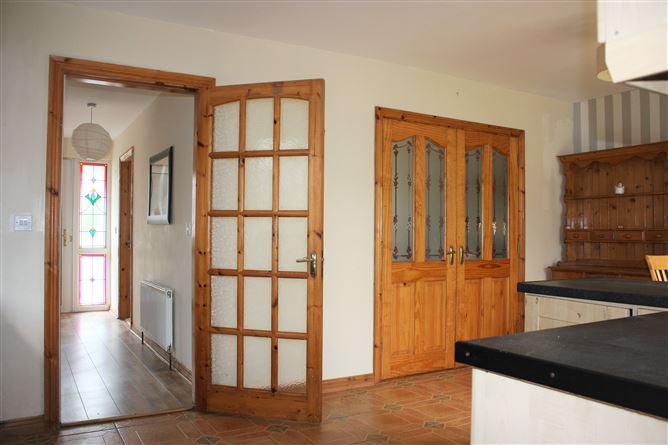 19 Carraig Gael, Galway Road,  Loughrea, Co Galway, Loughrea, Galway