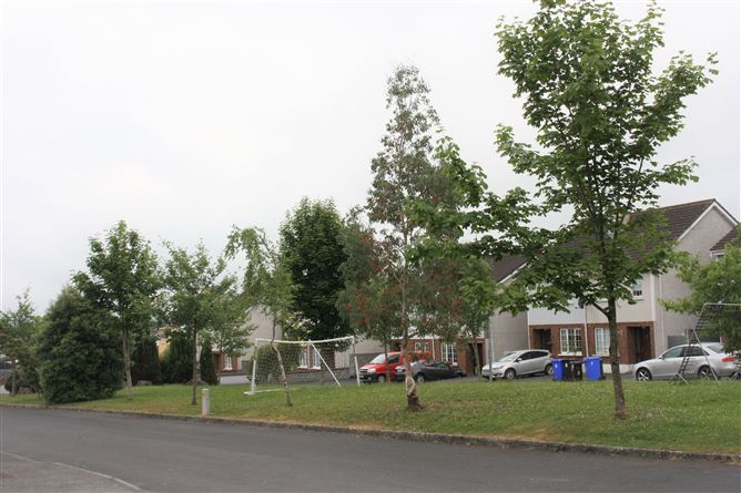 19 Carraig Gael, Galway Road,  Loughrea, Co Galway, Loughrea, Galway