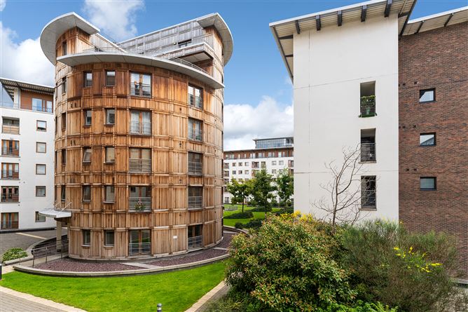 13 Malton House, Custom House Square Mayor Street Lower, DUBLIN 1