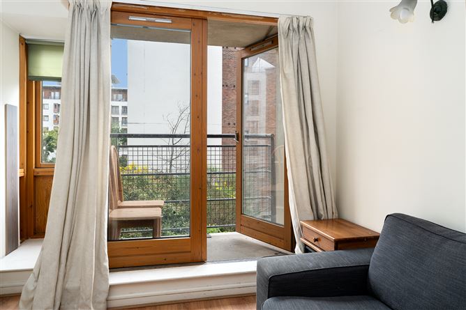 13 Malton House, Custom House Square Mayor Street Lower, DUBLIN 1