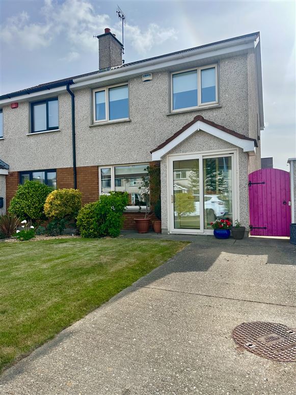 38 Brookwood Lawns, Red Barns Road , Dundalk, Louth