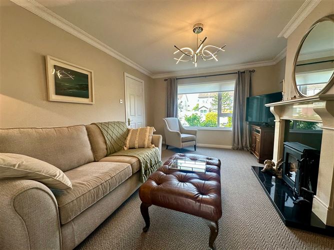 38 Brookwood Lawns, Red Barns Road , Dundalk, Louth