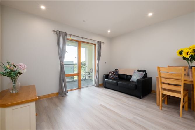 15 Oak House, Carrickmines Green, Carrickmines, Dublin 18