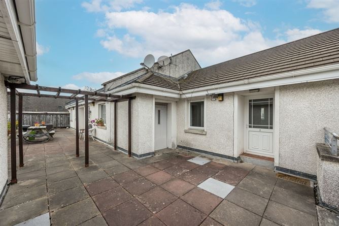 3 Meadow Court, Main Street, Ratoath, Co. Meath. 