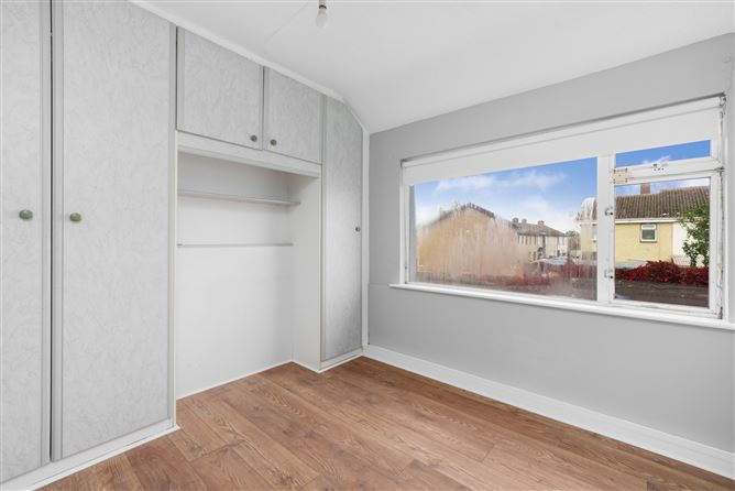 138 Mellowes Avenue, Finglas, Dublin 11.