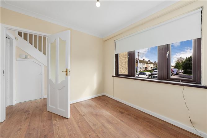 138 Mellowes Avenue, Finglas, Dublin 11.