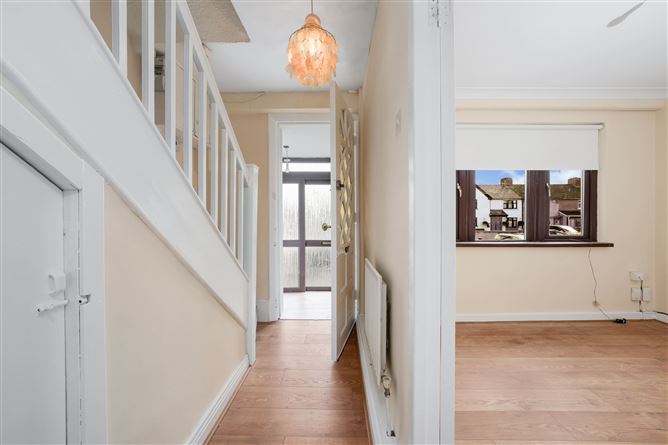 138 Mellowes Avenue, Finglas, Dublin 11.