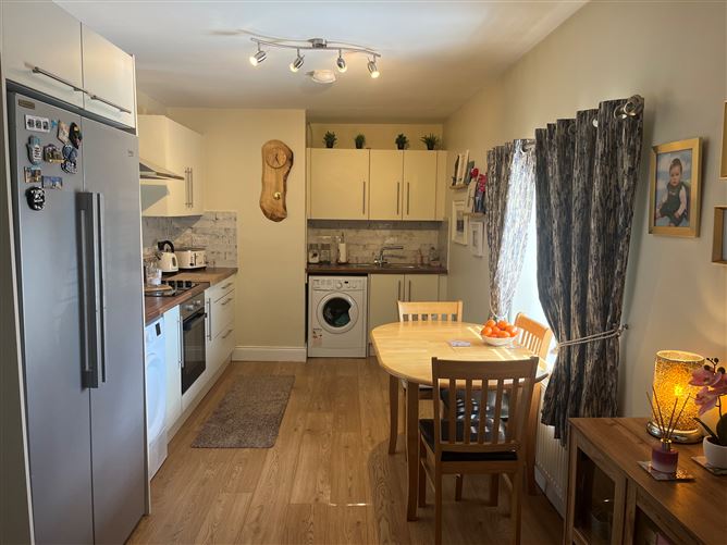 Monivea Village, Monivea, Co.Galway