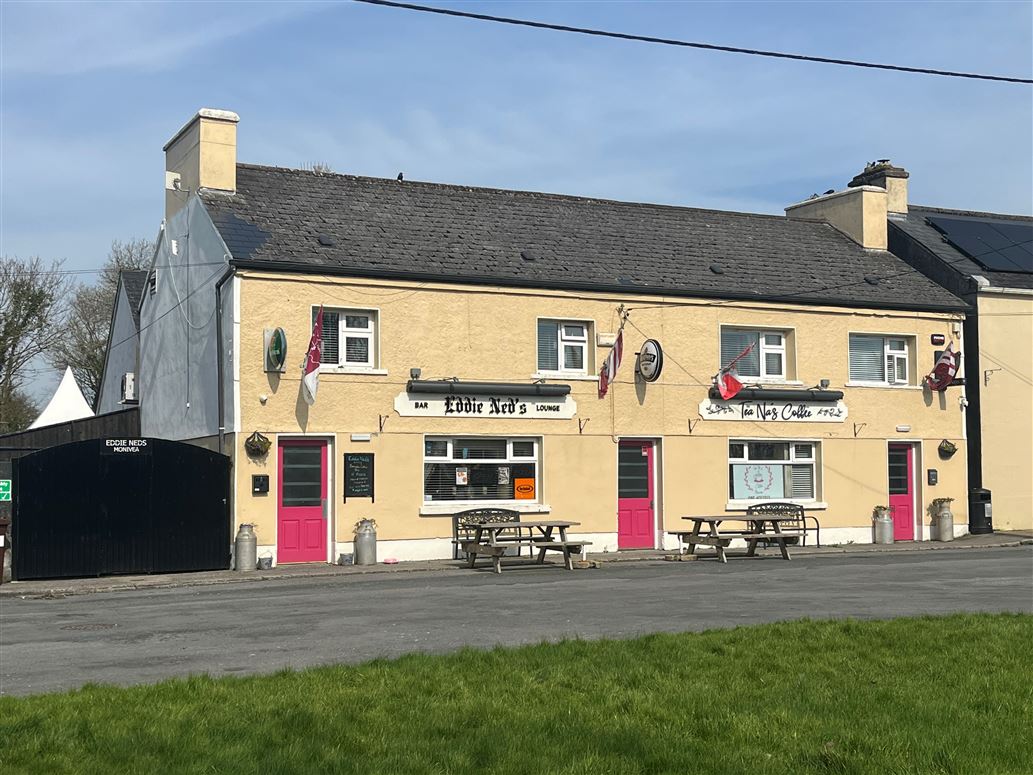 Monivea Village, Monivea, Co.Galway