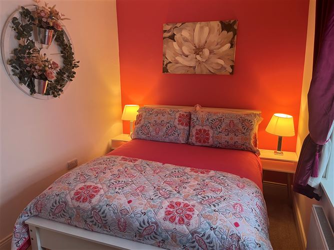 Monivea Village, Monivea, Co.Galway