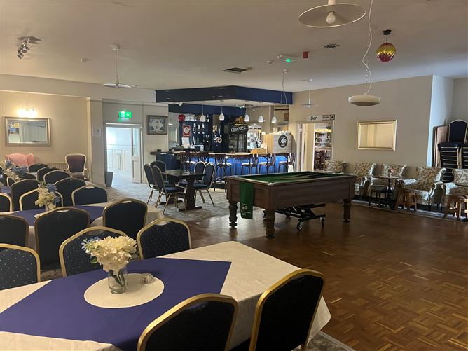 Monivea Village, Monivea, Co.Galway