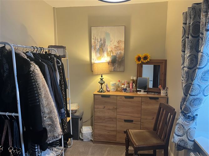 Monivea Village, Monivea, Co.Galway