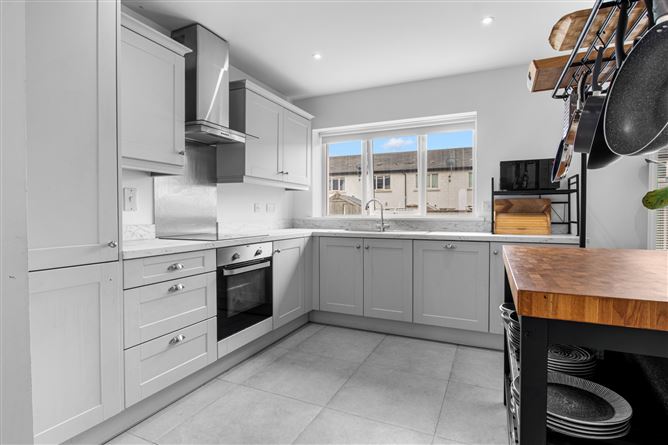 Photo 7 of 23 — 250 Dundoogan, Dundalk, Co. Louth