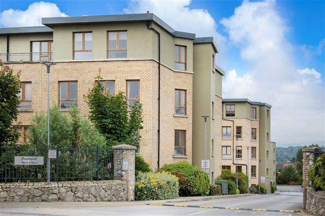 53 Granitefield Manor, Rochestown Avenue, Dun Laoghaire, County Dublin