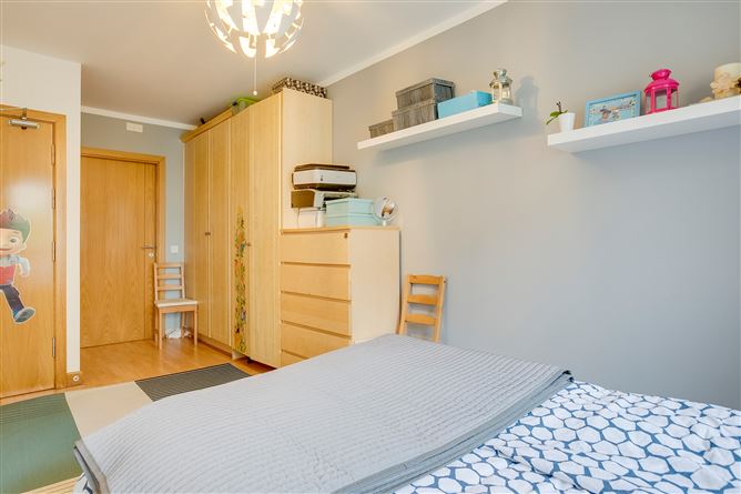 53 Granitefield Manor, Rochestown Avenue, Dun Laoghaire, County Dublin