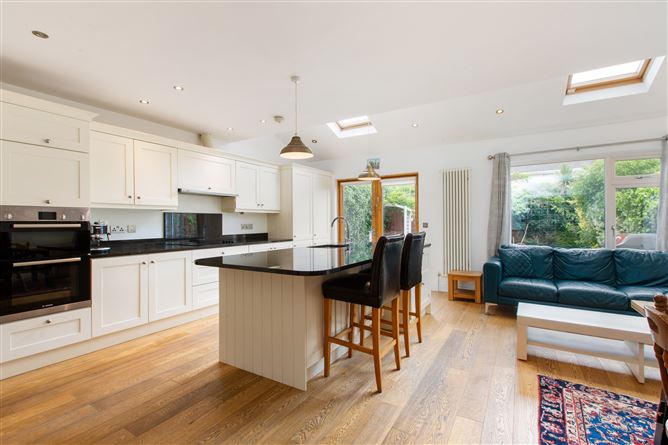 25 Riverwood Crescent, Castleknock, Dublin 15