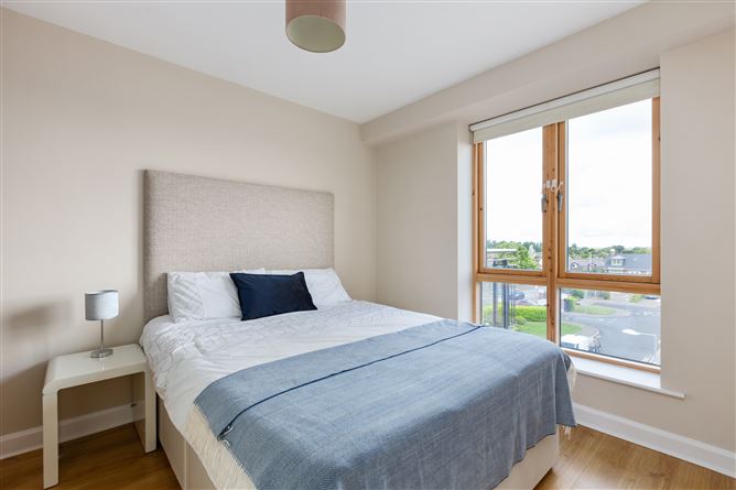 15 Ely Hall, Hazelbrook Square, Whitehall Road, Churchtown,   Dublin 14