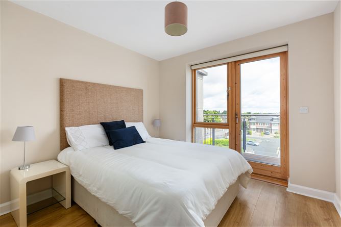 15 Ely Hall, Hazelbrook Square, Whitehall Road, Churchtown,   Dublin 14