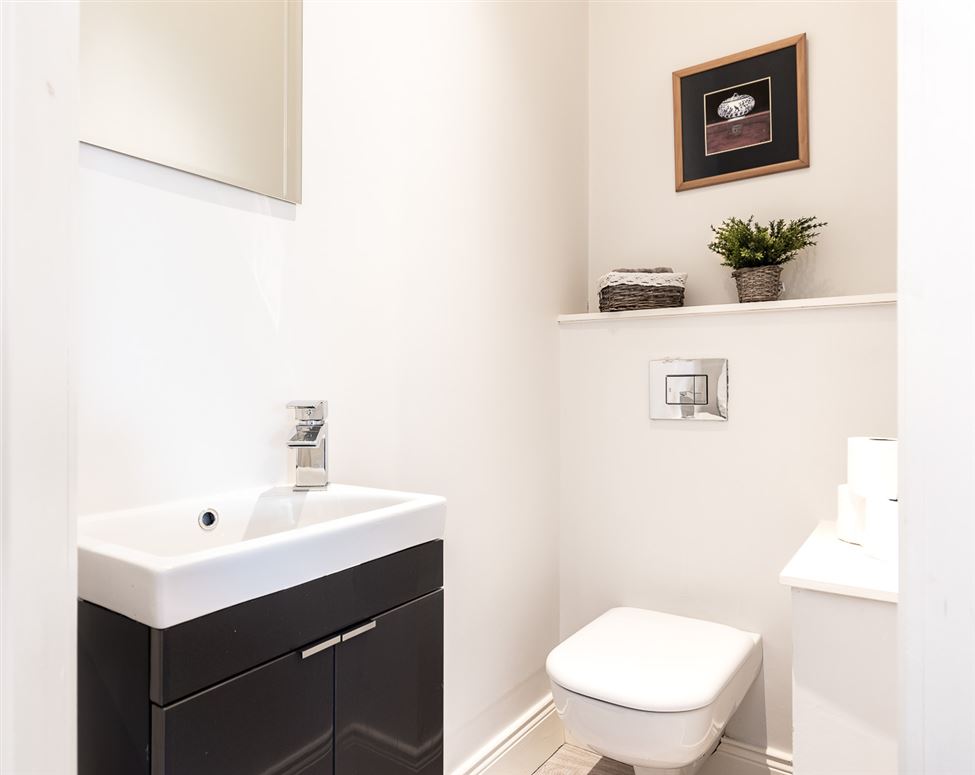 No.2 The Apartments, Killarney Road, Kenmare, Co. Kerry No.2 The Apartments, Killarney Road, Kenmare, Co. Kerry
