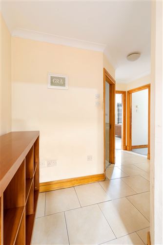 Photo 3 of 10 — 88 Glaslyn, Howth Road, Clontarf, Dublin 3