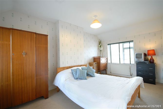 2 MC AULEY PARK, Artane, Dublin 5
