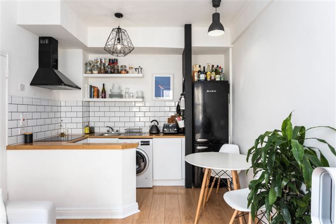 8 Wicklow Court, South Great Georges Street, Dublin 2