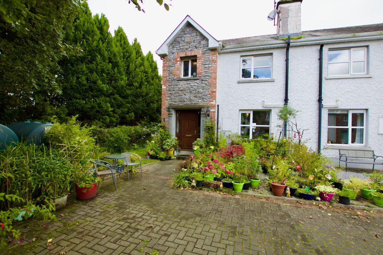 6 The Barony, Elphin Street, Strokestown, Co. Roscommon