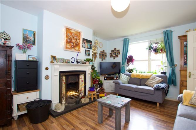 6 The Barony, Elphin Street, Strokestown, Co. Roscommon