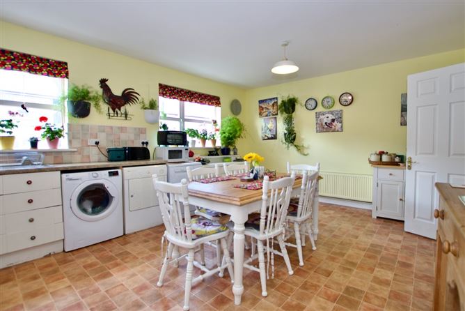 6 The Barony, Elphin Street, Strokestown, Co. Roscommon
